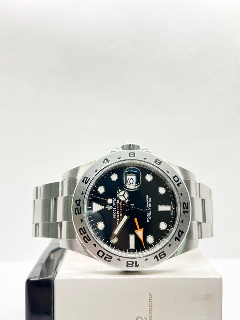 Explorer II 216570