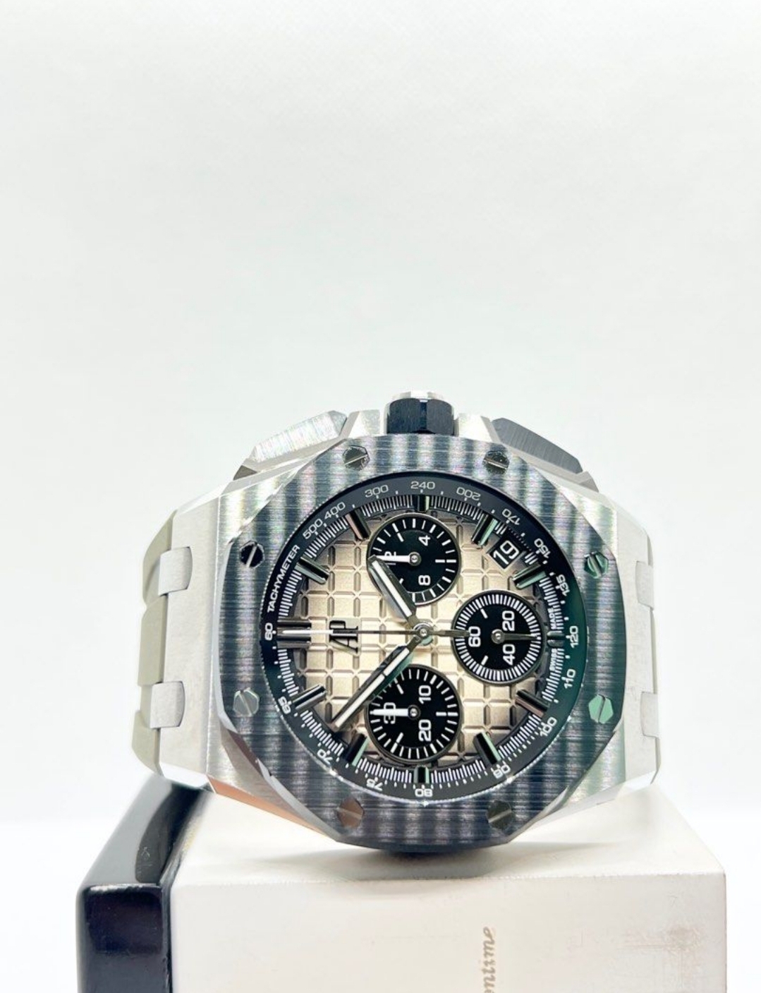 Royal Oak Offshore Novelty 26420SO