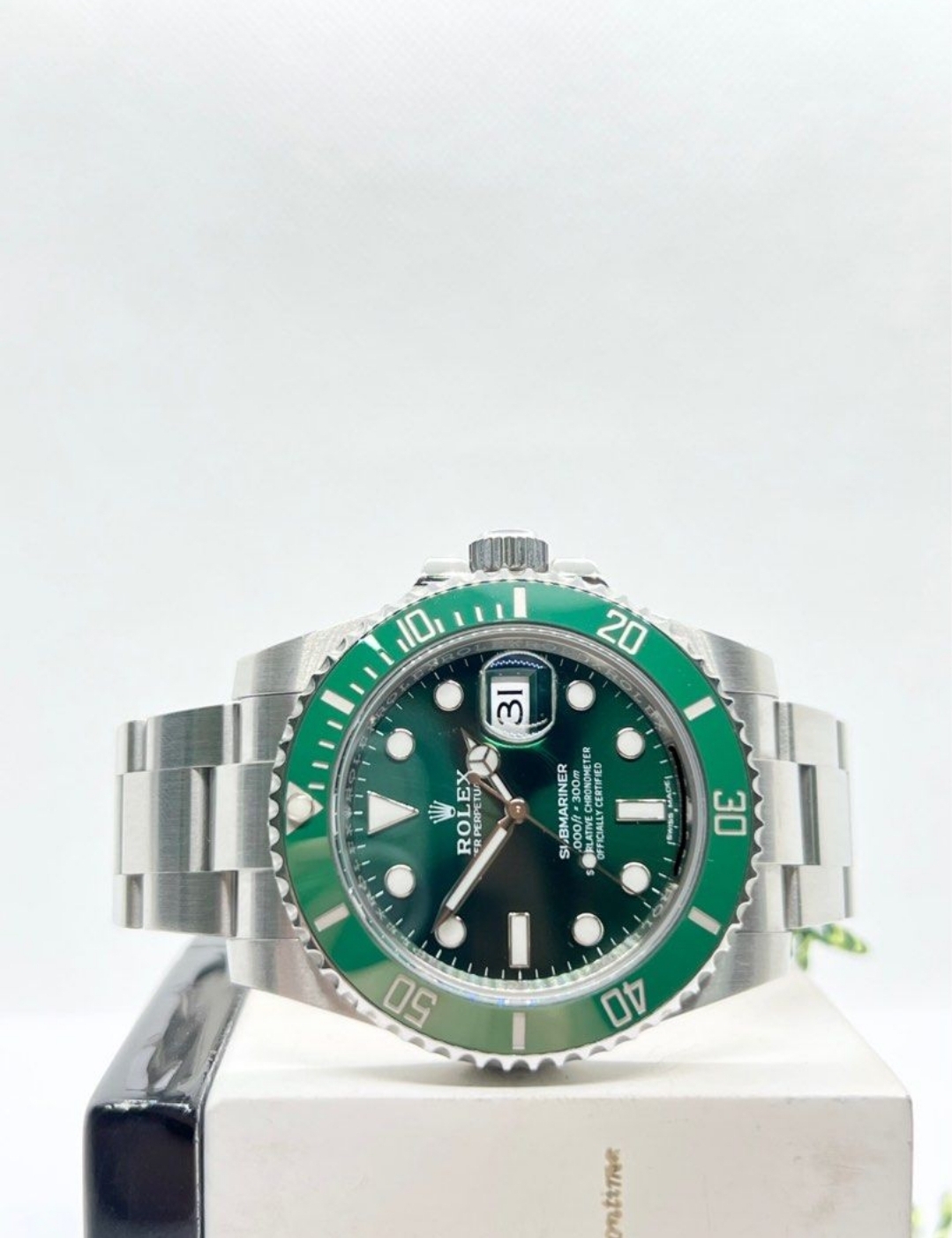 Submariner 116610LV “Hulk”