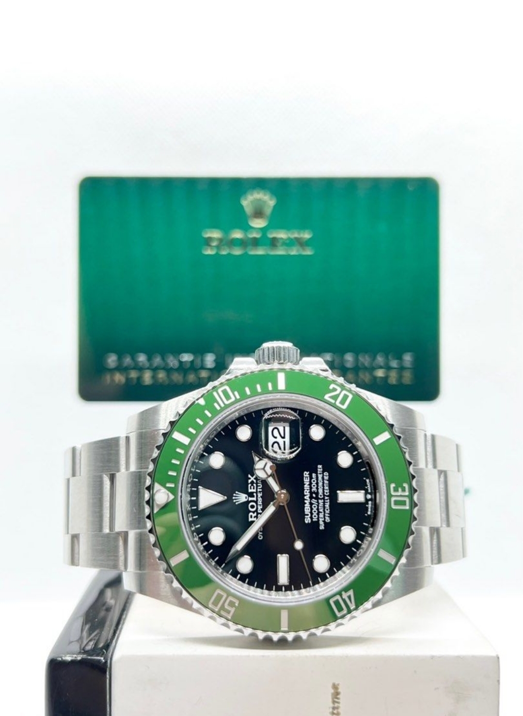 Submariner 126610LV “Starbucks”